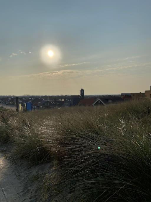Strandhuisje Freek, 900 M Van Zee En Strand Callantsoog Luaran gambar